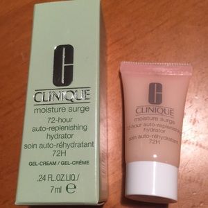 CLINIQUE Moisture Surge 72 - hour Hydrator